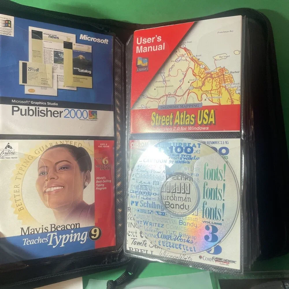 Lot Of Over 50+  PC CD Rom Computer Games Multimedia Atlas Kids Zoo in Binder